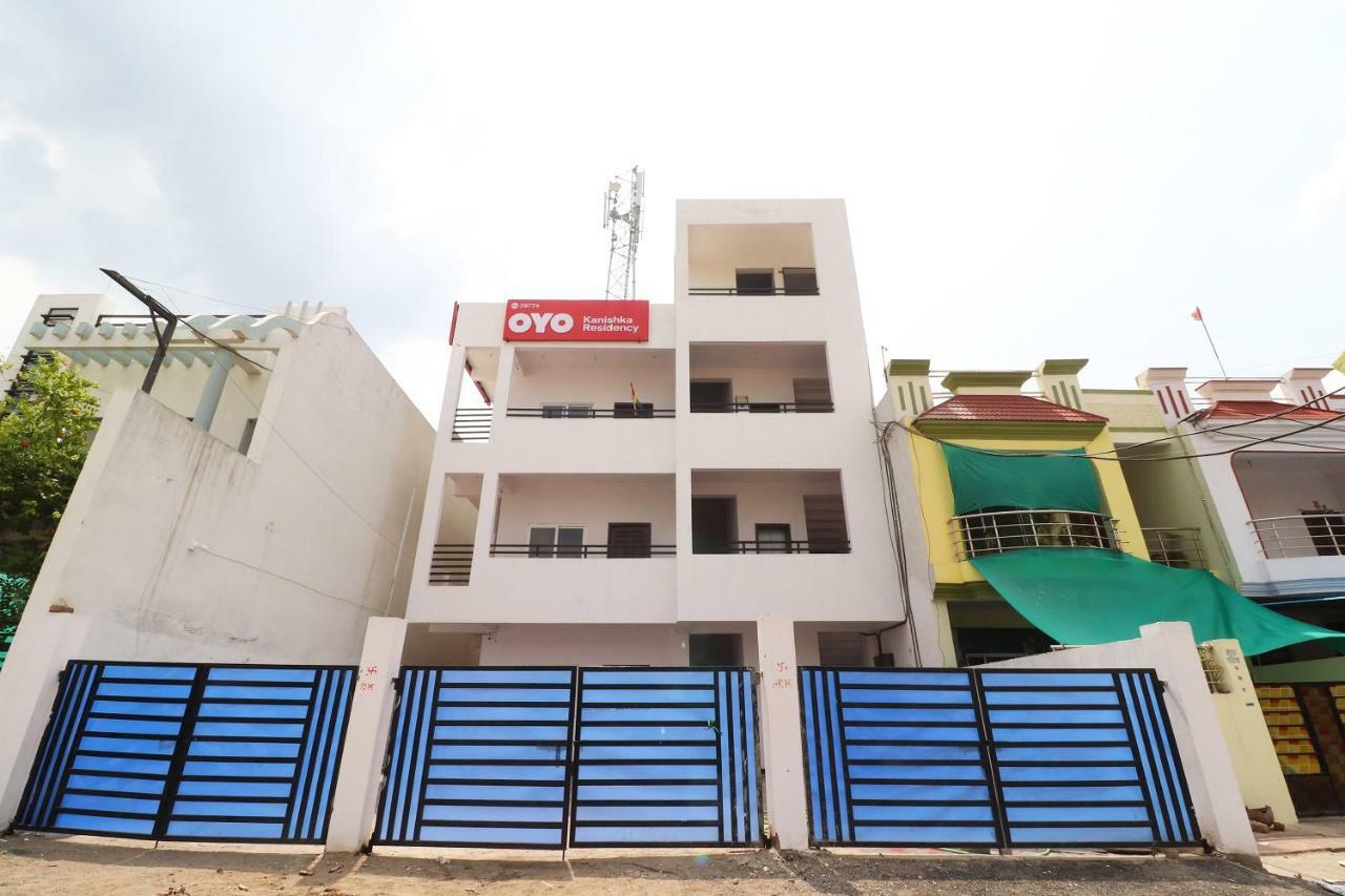 Oyo 39774 Hotel Kanishka Residency Jabalpur Exterior foto